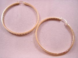 AROS ORO 18KT PLANOS CON GRECA 48X3MM PESO G4,10