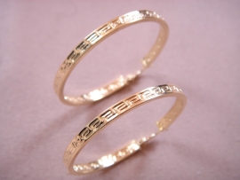 AROS ORO 18KT PLANO CON GRECA 35X3X1,5MM PESO 2,80G