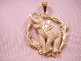 COLGANTE ORO 18KT ELEFANTE BRILLANTES PESO 13,85G D50MM