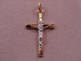 CRUZ ORO 18KT BICOLOR MEDIACAÑA CON CRISTO D32X18MM PESO G1,40                     32X1