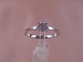 ANILLO ORO 18KT BILLANTES 1P (SI H) 0,04KT 6P 0,132KT 2P 0,057KT PESO 2,4G D5,15MM