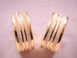 PENDIENTE ORO 18KT SEMIOVAL 3-FRANJAS D14X10MM PESO G6,7