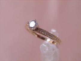 ANILLO ORO 18KT Y CIRCONITA PESO G2,05 D5MM