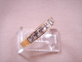 ANILLO ORO 18KT CARRIL PIEDRAS CUADRADAS PESO G2,60 D3,MM