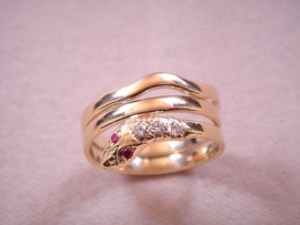 ANILLO ORO 18KT SERPIENTE 1 VUELTA CABEZA Y COLA D12MM PESO G4,55