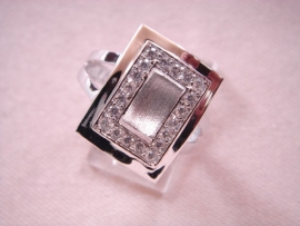 ANILLO ORO 18KT RECTANGULAR CIRCONITAS D17X13MM PESO G4,45