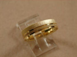 ALIANZA ORO 18KT MATIZADA INT. CONFORT EXT. PLANO D4,5MM PESO G3,05