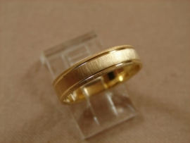 ALIANZA ORO 18KT MATIZADA INT. Y EXT. PLANO D4,5MM PESO G3,3